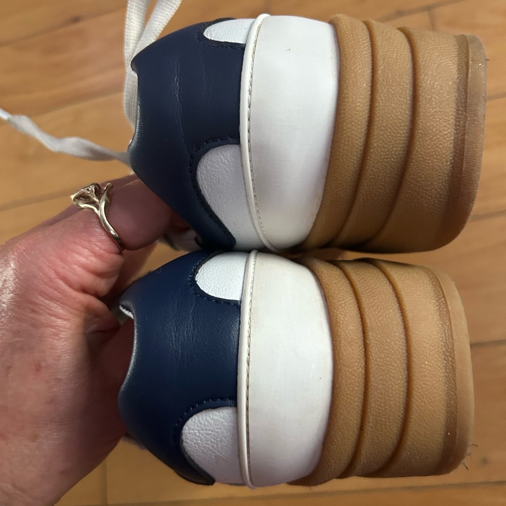 KangaROOS Platform Casual Sneakers with Navy & Gold